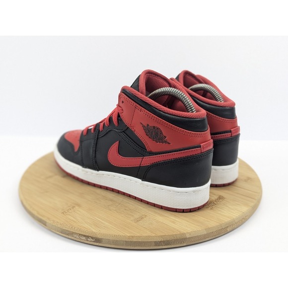 Nike Air Jordan 1 Mids Mens 6 Y Red Black Youth GS Shoes Sneaker Alternate Breds - Picture 5 of 12